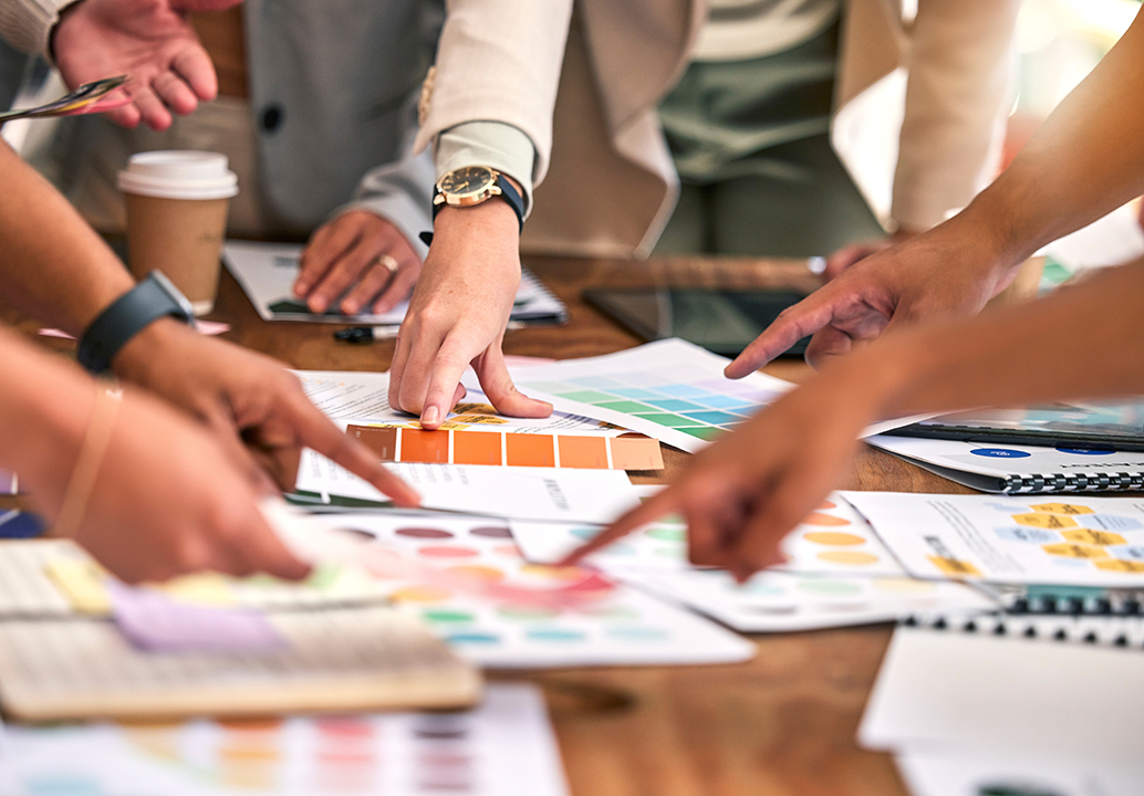 Coworkers collaborating on project